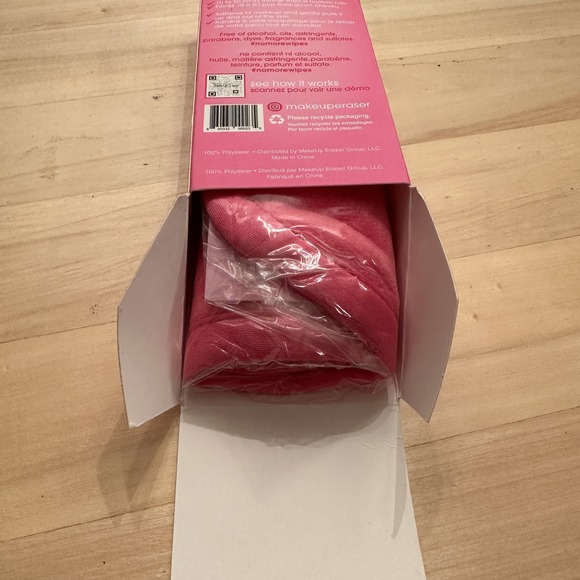 NEW Makeup Eraser: The Original Make-Up Eraser® Makeup Remover Cloth, Pink - Picture 6 of 8